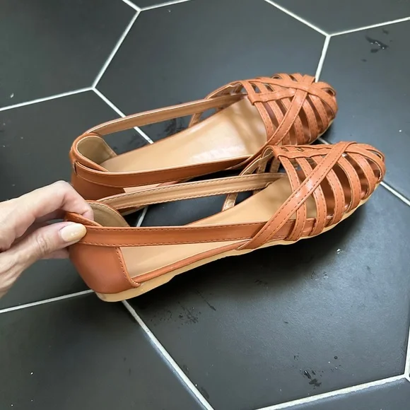 Women's Woven Detail Open Flat Shoes in very good condition - Picture 2 of 5